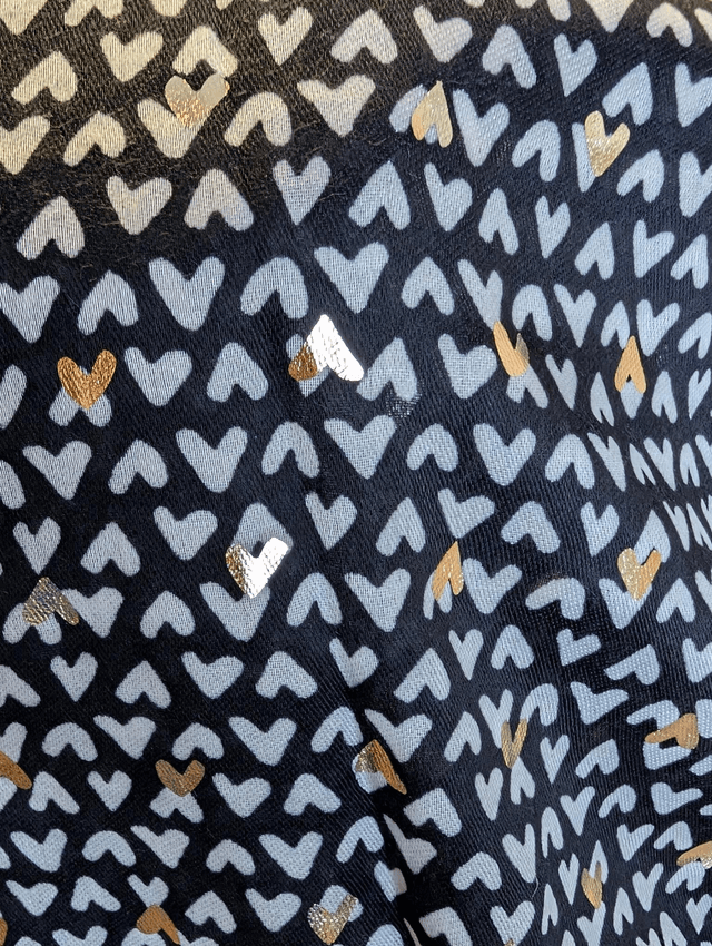 Foulard petit coeur noir 