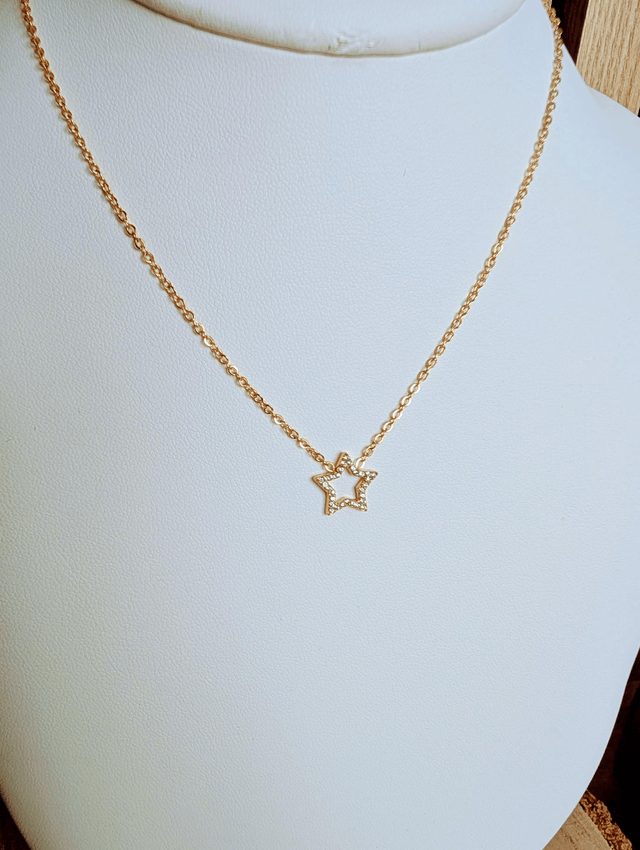 Collier étoile doré