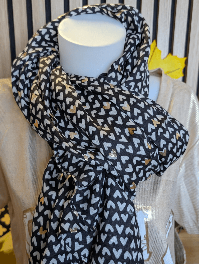Foulard petit coeur noir 