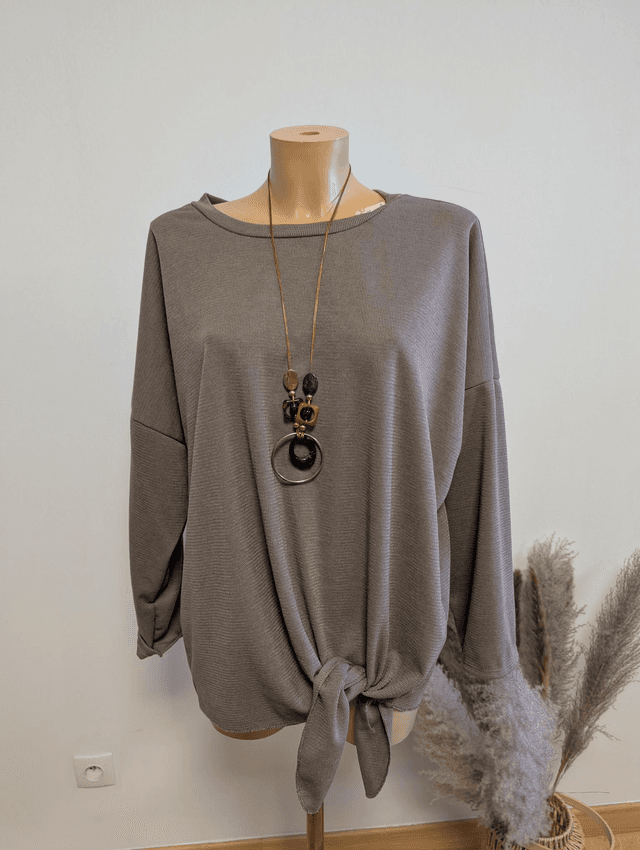 Pull Léa taupe + collier TU 44/50