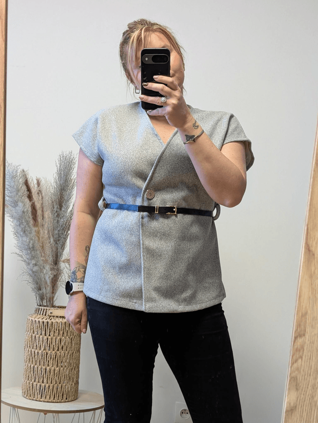 Top Calie avec ceinture gris TU 34/40
